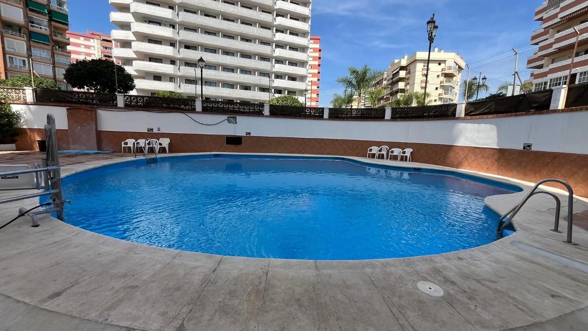 Ct 301 - Faro'S Fuengirola Centro Studio 0*,